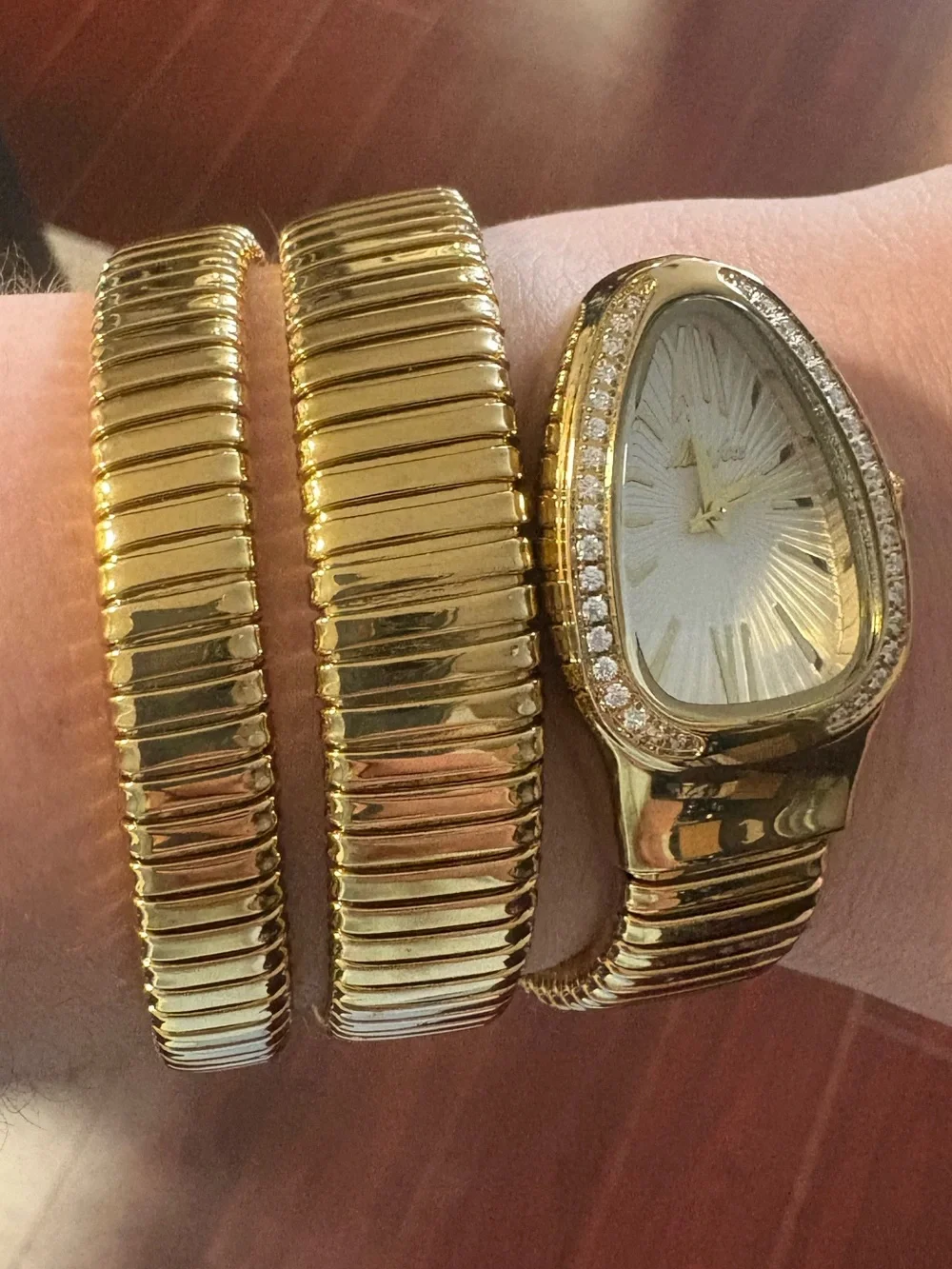 Gold Teardrop Face Stretch Bracelet Watch